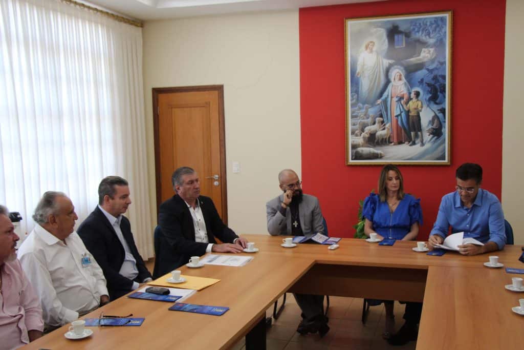 Brasil - UniSALESIANO e Santa Casa se reúnem com governador para implantação de Hospital de Ensino em Araçatuba