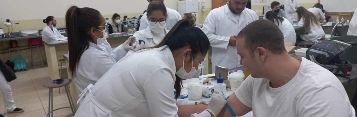 Biomedicina do UniSALESIANO cadastra 125 voluntários de doadores de medula óssea