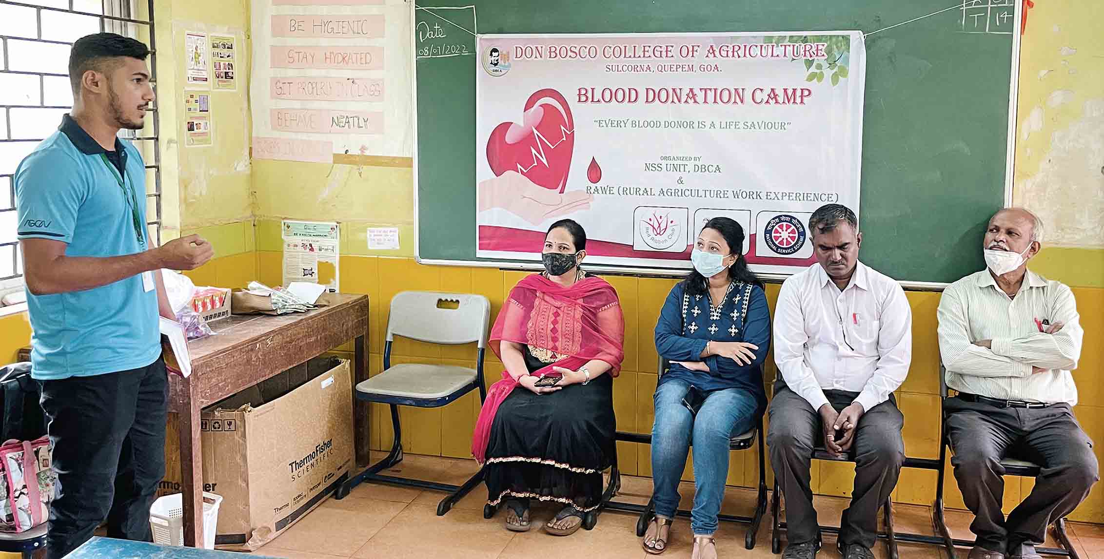 Final year B. Sc students from Don Bosco College of Agriculture, Sulcorna Goa, under RAWE (Rural agriculture work experience) program organized a Blood Donation Camp together with the N.S.S. unit of Don Bosco College of Agriculture and North District Hospital, Mapusa (Blood Bank)
