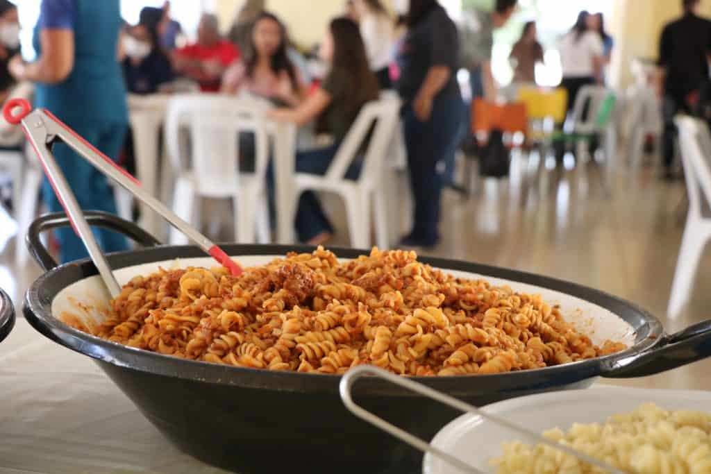Brasil - Colaboradores do UniSALESIANO participam de Formação da Espiritualidade Salesiana com almoço festivo