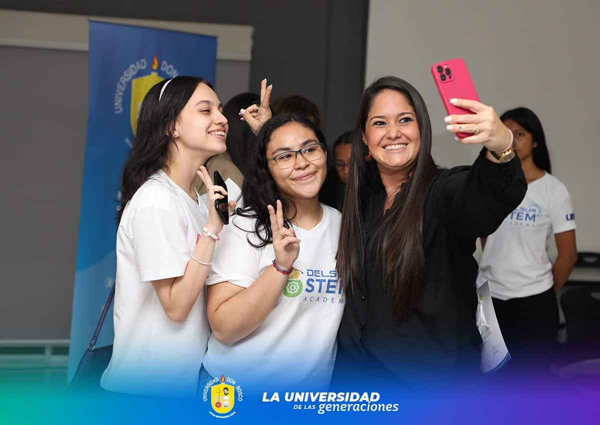 Concluye primera edición del programa STEM Academy en la Universidad Don Bosco, El Salvador