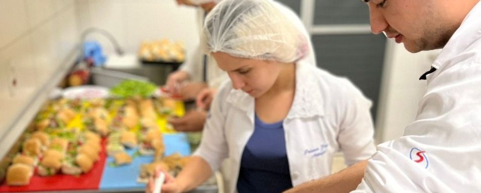 Nutrição do UniSALESIANO promove “Da Terra pro Prato” em comemoração ao Dia Mundial da Alimentação