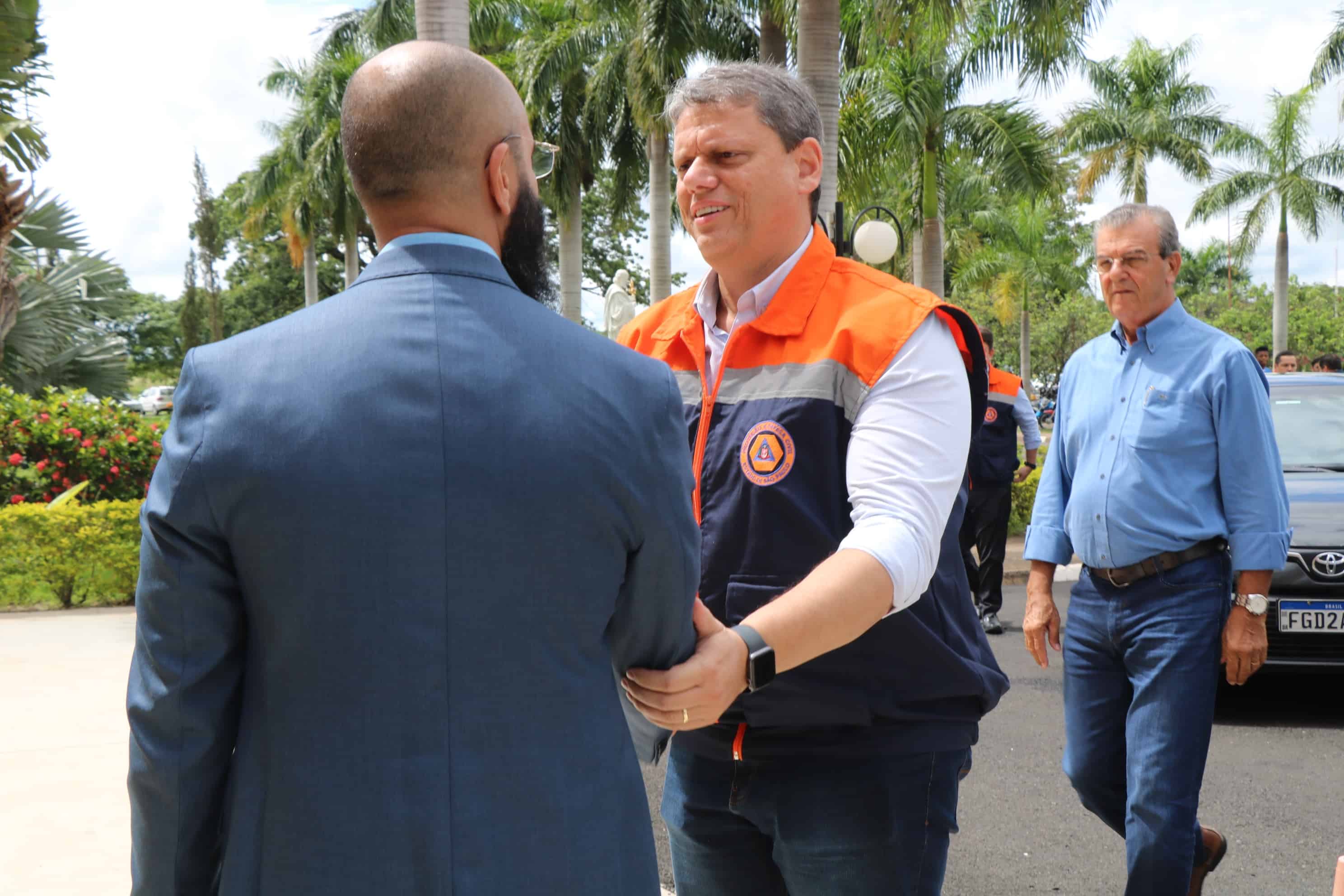 UniSALESIANO recebe Tarcísio de Freitas em sua 1ª viagem oficial como Governador de São Paulo