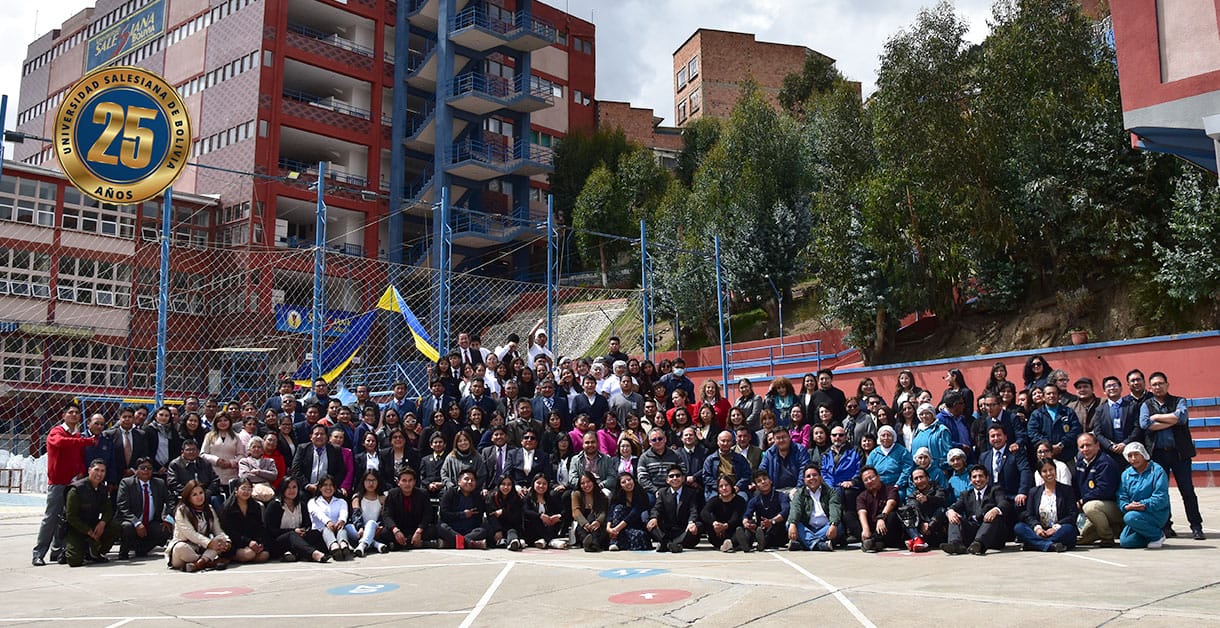 Celebrando unidos 25 años de fundación de la Universidad Salesiana de Bolivia