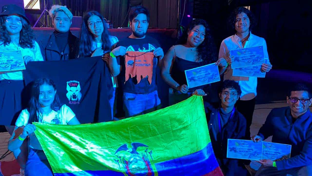 Destacada participación del club de robótica de la Universidad Politécnica Salesiana, Ecuador en competencia internacional XRobo7s-III organizado por el club de Robótica Eli7e de la Universidad Nacional de Piura de Perú.