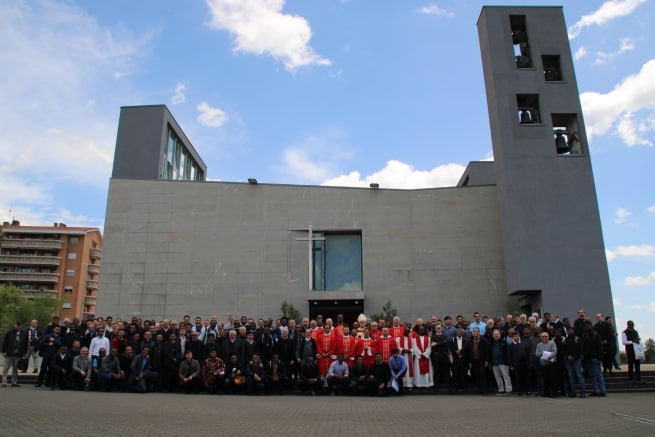 La Visitatoria “Maria Sede della Sapienza” ((Università Pontificia Salesiana Roma) riunita nella nuova presenza di “casa Zeffirino”