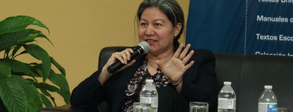 Editorial UDB presenta el libro "Nomadismo y alteridad: Las otras historias de la guerra" de la poeta y educadora salvadoreña Juana Ramos