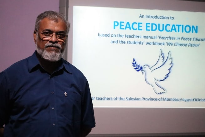  Fr Peter Gonsalves SDB, a professor specialising in Peace Communication and Media Education at the Salesian University in Rome held the induction programme focused on peace education for educators from the Salesian Province of Bombay (INB)