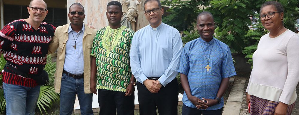 From April 9th to 12th, the general coordinator of the IUS, Fr Oscar Lozano along with authorities of the IUS in Africa congregated at the Instituto Superior Dom Bosco in Maputo, Mozambique for the annual conference. Authorities present included Father José Meloni from the Instituto Superior Dom Bosco (Mozambique), Father Dieudonné Besa from Don Bosco University Lubumbashi (UDBL) Congo; Father Didier Eklou from the Institut Supérieur Don Bosco (Togo); and Father Luvundo Capalo representing the Instituto Superior Dom Bosco (Angola).