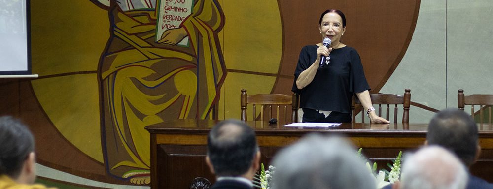 A X Conferência Continental das IUS da América foi aberta oficialmente, com a tradicional celebração Eucarística, na tarde de 02 de setembro na Centro Universitário Salesiano, São Paulo - UNISAL. Em sequência, iniciou-se as reflexões da comunidade Salesiana, docentes e pesquisadores sobre a importância de preservar valores humanos, educacionais e éticos, mesmo diante dos avanços tecnológicos que se apresentam nas últimas décadas.