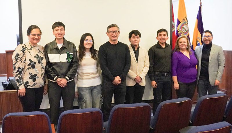 la Universidad Politécnica Salesiana (UPS) se enorgullece de contar con cinco estudiantes entre los finalistas en El Festival Mundial de Cine Juvenil Don Bosco (DBGYFF) 2024. La UPS ecuador felicita a todos los finalistas: Romel Peñaranda, Juan Amón, Matías Tapia, Doménica Rodríguez y Karen Palta