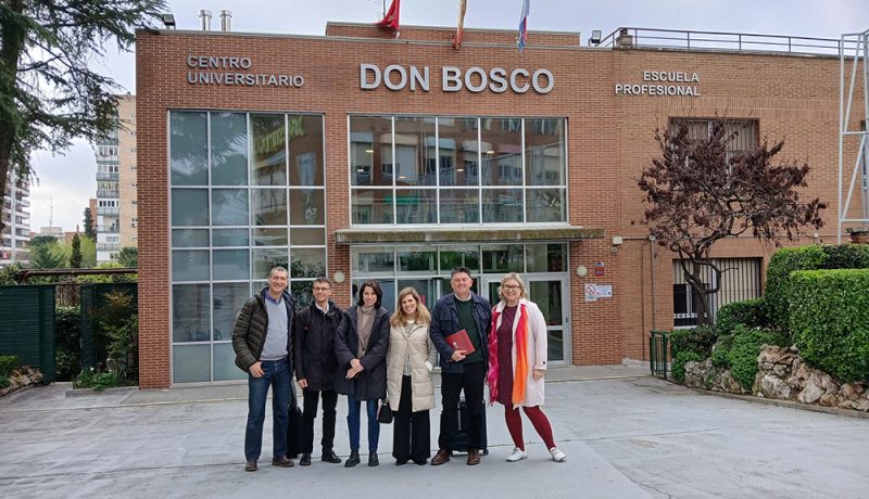 Jabok – Institute of Social Pedagogy and Theology (Czech Republic)  is building valuable partnerships in Spain. Director Hana Pazlarová and her representative Petr Jandejsek recently visited Centro Universitario Don Bosco in Madrid 🇪🇸 to explore academic and internship opportunities for students and graduates.