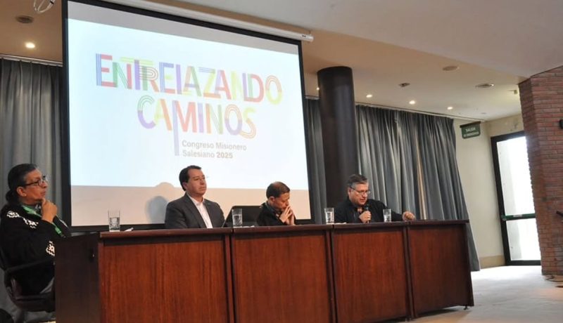 “Entrelazando Caminos”: Congreso Misionero Salesiano celebra 150 Años de Misión en América. Este encuentro fue coorganizado por las Inspectorías Norte y Sur de Argentina, la Universidad Salesiana de Argentina (UNISAL) y la Universidad Politécnica Salesiana (UPS) de Ecuador)