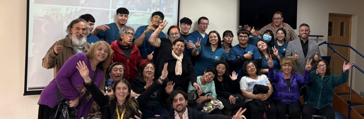Durante abril se realizaron las primeras evaluaciones del proyecto E-ACTIVE AGING, liderado por la kinesióloga Paloma Lillo, académica e investigadora de la Universidad Católica Silva Henríquez (UCSH). La iniciativa forma parte del concurso de Proyectos para la Longevidad Saludable, financiado por la Agencia Nacional de Investigación y Desarrollo (ANID) y la Academia Nacional de Medicina de los Estados Unidos (NAM)