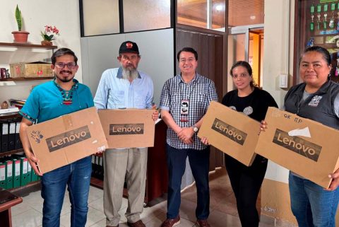 La Universidad Politécnica Salesiana (UPS), fiel a su esencia de compromiso social y educativo, ha puesto en marcha una nueva fase de su proyecto de vinculación con la colectividad, esta vez con un enfoque profundamente humano y transformador. Y es que, más allá de las aulas y los campus, la universidad extiende su presencia al corazón de las Misiones Salesianas ubicadas en Yaupi, Bomboiza y Sevilla Don Bosco.