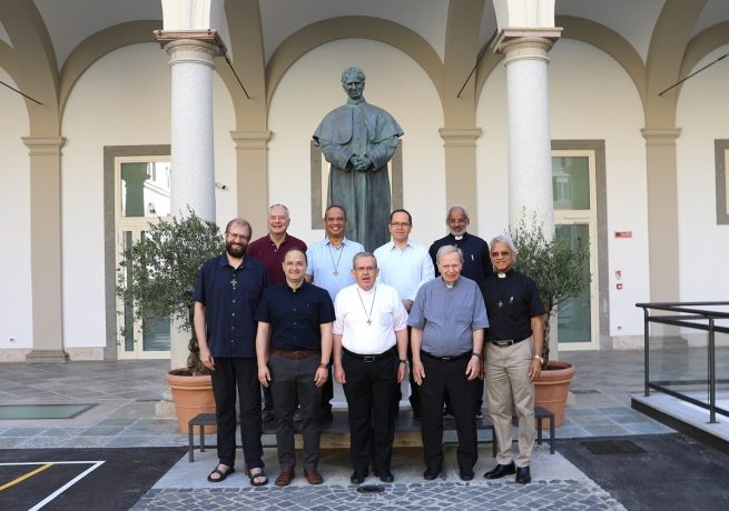 The 25th Meeting of the Board of Salesian Institutions of Higher Education (IUS) brought together seven board members representing 21 countries, overseeing 97 institutions, with a combined strength of over 8,000 faculty members and 160,000 students. Held under the leadership of the Rector Major of the Salesians, Fr Fabio Attard, and the Youth Ministry Councillor, the board deliberated on a comprehensive six-year plan to guide Salesian higher education globally.
