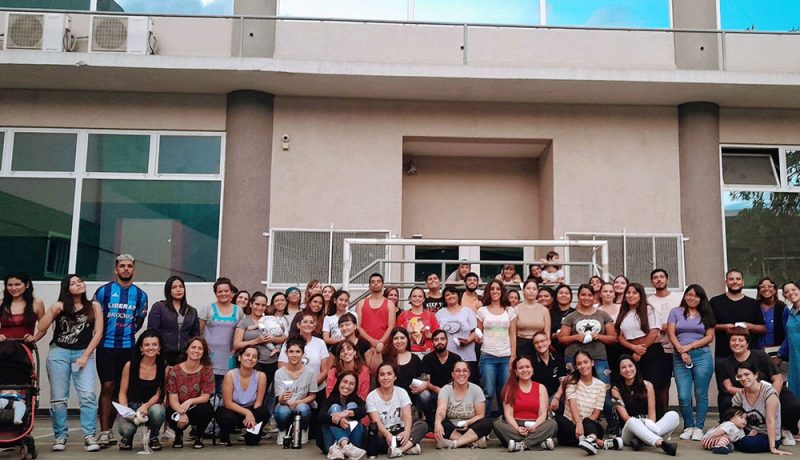 El Profesorado Santa Catalina, parte de la Casa Salesiana Santa Catalina en el barrio de Constitución, ha estado dedicado desde 1977 a la formación de docentes que combinan excelencia académica con sólidos valores humanos y sociales.