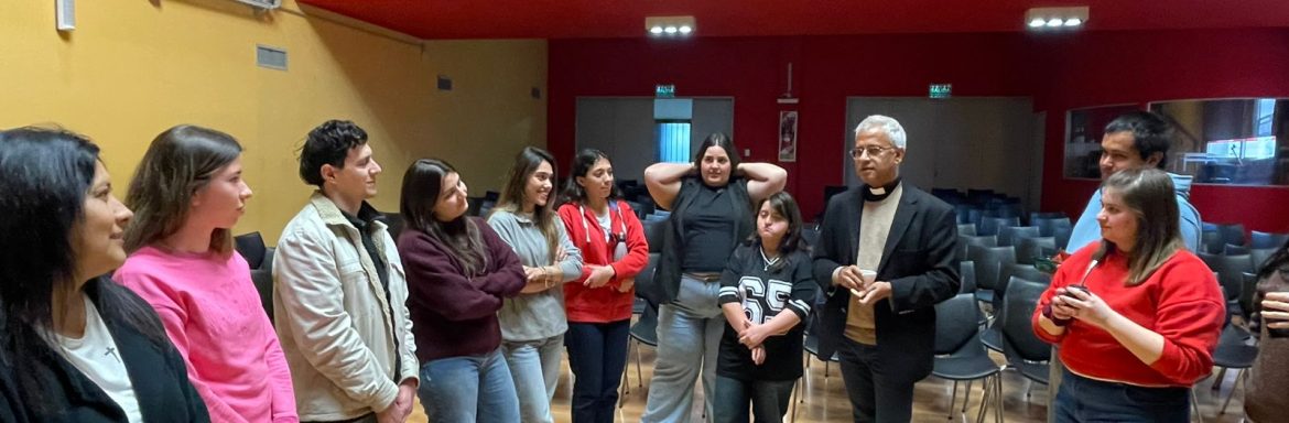 El Coordinador General de las IUS, El P. George Thadathil, impulsa la misión universitaria salesiana en la Casa Salesiana de Educación Superior en Bahía Blanca