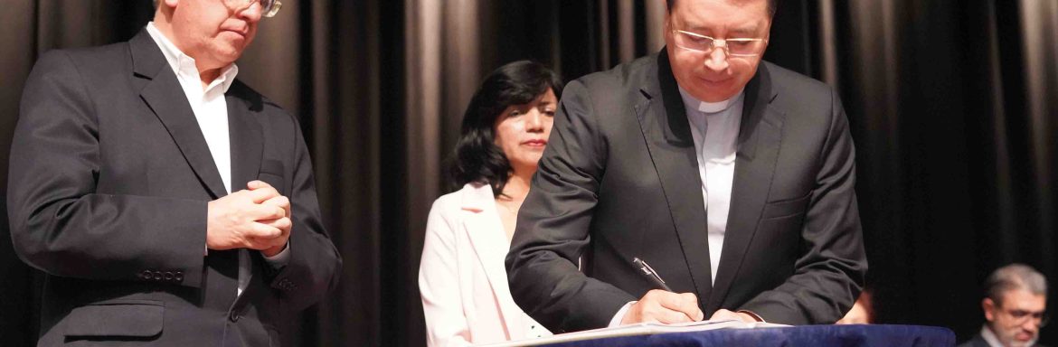 En una sesión solemne celebrada en la sede Cuenca, el P. Juan Cárdenas Tapia, sdb Ph.D, tomó posesión oficial del cargo de Rector de la Universidad Politécnica Salesiana (UPS) para el periodo 2025-2030, tras ser ratificado en el cargo por segunda ocasión consecutiva.