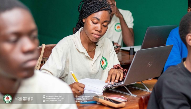 Institut Supérieur Don Bosco, Togo Opens 2025-2026 Academic Year with a focus on Perseverance and Social Impact n the Marie-Auxiliatrice Hall. Presided over by Fr. Eklou Kpossi Didier, Academic Director, the celebration emphasized perseverance and excellence, echoing the institute's motto: Usque ad verticem ("To the summit").