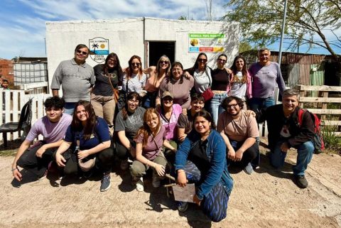 El martes 28 de septiembre, la Universidad Salesiana (UNISAL) inauguró el Módulo papa Francisco en Costa Blanca, un barrio periférico de Bahía Blanca. Con la bendición del rector de la Universidad, padre Guillermo Tanos, el proyecto de sensibilización curricular funcionará en la sede central de la sociedad de desarrollo Costa Blanca.