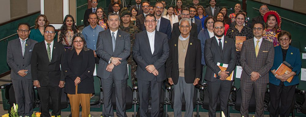 La Universidad Mesoamericana de Guatemala recibió la distinguida visita del Padre George Thadathil, SDB, Coordinador General de las Instituciones de Educación Superior Salesianas (IUS), quien recorrió los campus Central y Quetzaltenango como parte de las actividades conmemorativas del 26 aniversario de fundación de esta casa de estudios.