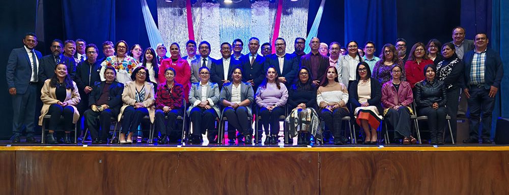 La Universidad Salesiana de México da la bienvenida a su nuevo rector el Lic. Víctor Manuel Chávez Huitrón, otrora Salesiano de Don Bosco, asumió la encomienda de ser RECTOR de la Universidad Salesiana (la única que está en México, ubicada en la Capital del país), por el trienio 2025 – 2028. La ceremonia se realizó el 14 de agosto del 2025.