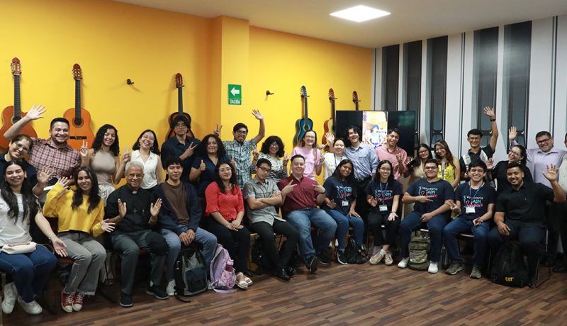 El 29 y 30 de septiembre, en una jornada marcada por el diálogo, el acercamiento institucional y el intercambio académico, la Universidad Don Bosco (UDB) tuvo el honor de recibir la visita del padre George Thadathil, Coordinador General de las Instituciones Salesianas de Educación Superior (IUS).