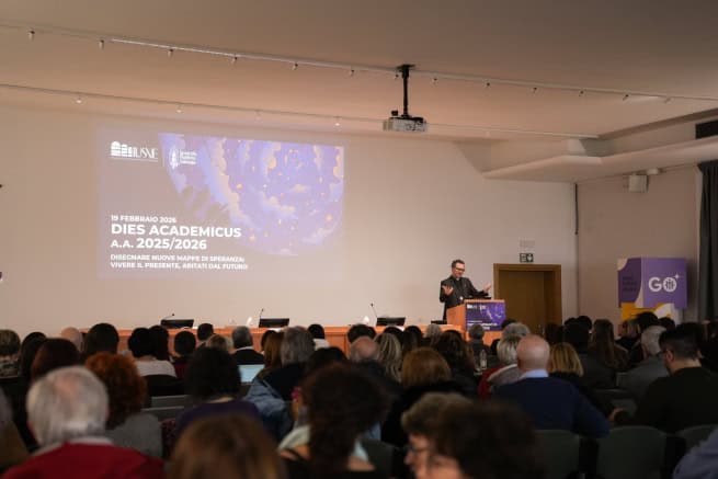 L’Istituto Universitario Salesiano di Venezia&nbsp;(IUSVE), inserito nell’opera salesiana “Don Bosco” di Mestre,&nbsp;ha celebrato nel pomeriggio di giovedì&nbsp;19 febbraio 2026 per la costruzione dell’intero evento e la&nbsp;consegna dei criteri per l’uso dell’intelligenza artificiale,&nbsp;che nei prossimi mesi porterà alla definizione di linee guida elaborate da una&nbsp;commissione con il coinvolgimento attivo degli studenti, come espressione concreta della corresponsabilità educativa.