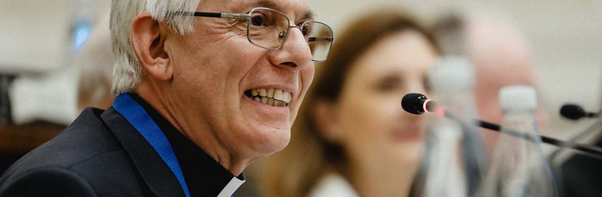 Nella giornata di martedì 28 aprile 2026, nella Casina “Pio IV” in Vaticano, il Dicastero della Santa Sede per i Laici, la Famiglia e la Vita ha promosso una giornata di studio su “Sacramento del matrimonio, fede e munus docendi”. Come primo relatore nella circostanza è stato invitato il Rettor Magnifico dell’Università Pontificia Salesiana (UPS), don Andrea Bozzolo, che ha presentato una relazione dal titolo: “Sacramento del Matrimonio e Fede”.