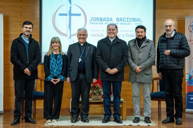 Decenas de educadores se congregaron el 02 de Junio de 2026 en la Primera Jornada Nacional de Educación Religiosa Escolar Católica, evento trascendental organizado por nuestra Congregación, Editorial EDEBÉ y Universidad Católica Silva Henríquez, en colaboración con el Área de Educación de la Conferencia Episcopal de Chile (Cech).