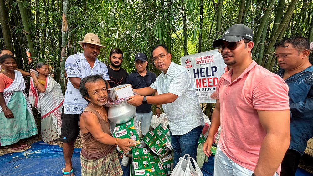 On August 24, the Don Bosco Institute (DBI) extended humanitarian assistance to flood-affected families in Nazira through its relief initiative, “A Help in Need – Flood Relief Support.”