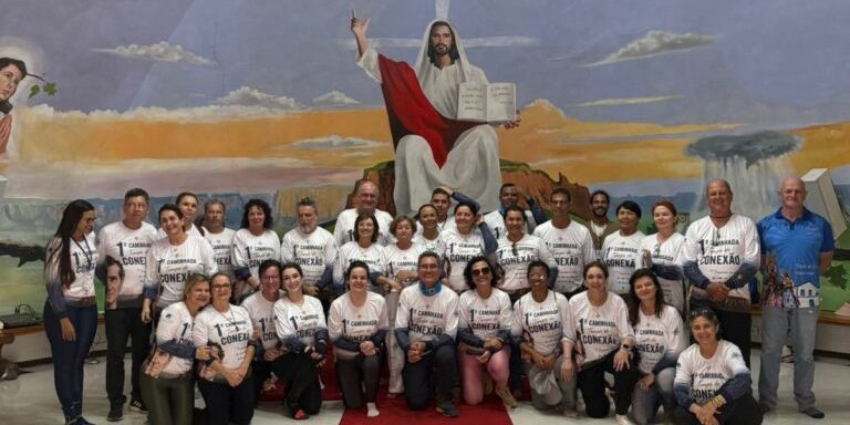 O Reitor do UniSALESIANO e Diretor da Presença Salesiana em Araçatuba, Pe. Paulo Vendrame, participou de uma experiência de peregrinação, espiritualidade e conexão com a natureza na Chapada dos Guimarães, em Mato Grosso. Denominada “Peregrinação no Sonho de Dom Bosco”, a atividade reuniu 32 peregrinos e foi organizada pela Auxiliadora Turismo, com saída de Cuiabá (MT).