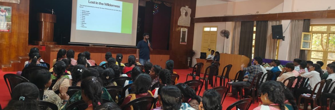 Don Bosco Vazhikaatti – Chennai hosted the Bosco Employability Skill Training (BEST) Programme at Don Bosco College, Yelagiri Hills, on 17 and 18 September, equipping 427 first- and second-year students with vital career awareness and employability skills. The two-day initiative offered exposure to emerging technologies, career pathways, and practical preparation for future opportunities, enabling students to make more informed academic and professional choices.