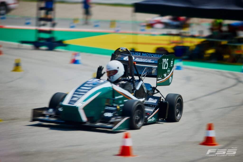 EUSS Motorsport hace historia al competir por primera con su monoplaza eléctrico en el Formula Student Spain france